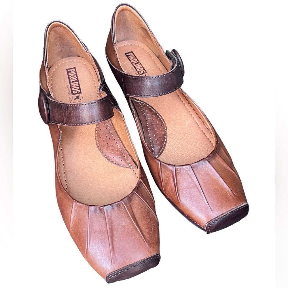 Pikolinos GANDIA Square Toe Shoes